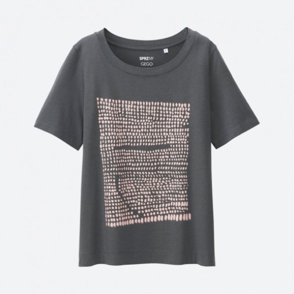UNIQLO Short Sleeve Graphic Tee